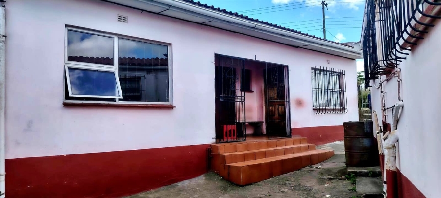 4 Bedroom Property for Sale in Mdantsane Nu 15 Eastern Cape